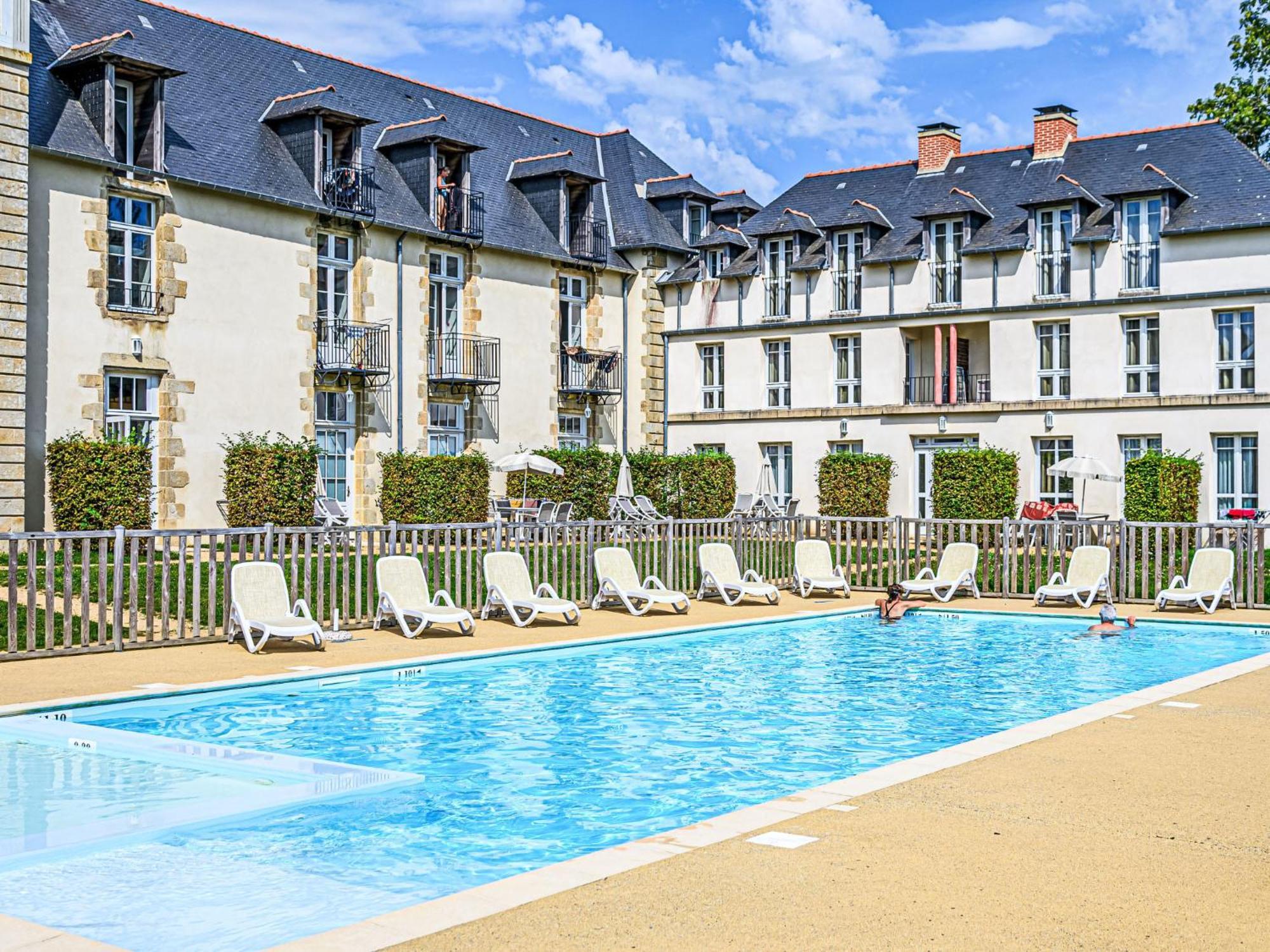 Apartment Chateau De Kergonano-16 By Interhome Баден Экстерьер фото